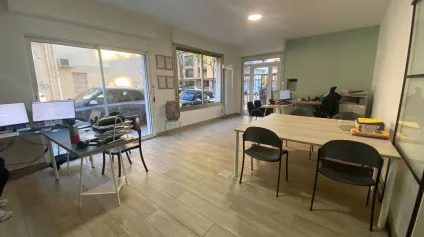 Locaux commerciaux à louer à MARSEILLE 13006 - Offre immobilière - Arthur Loyd