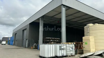 LOCAL D'ACTIVITE - ENTREPOT à LOUER de 749 m² - Offre immobilière - Arthur Loyd