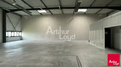 BLOIS - LOCATION LOCAL D'ACTIVITÉ DE 480 M² - A10 A 3 MN - Offre immobilière - Arthur Loyd
