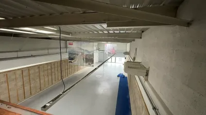 Local commercial 190 m2 Zone Grand Parc - Offre immobilière - Arthur Loyd