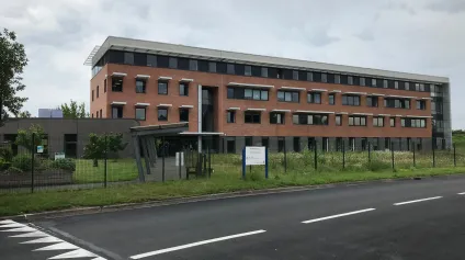 Bureaux modernes divisibles à vendre ou à louer - Sainghin-en-Mélantois - Offre immobilière - Arthur Loyd