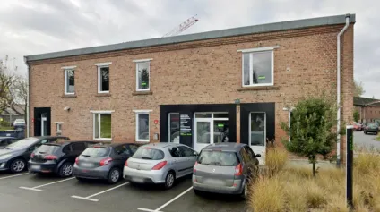 Bureaux rénovés à louer 146m² - Haute Borne Villeneuve d'Ascq, proche autoroutes et métro - Offre immobilière - Arthur Loyd