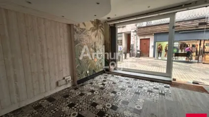 BLOIS - LOCATION LOCAL COMMERCIAL DE 86,11 M² - RUE PIÉTONNE - Offre immobilière - Arthur Loyd
