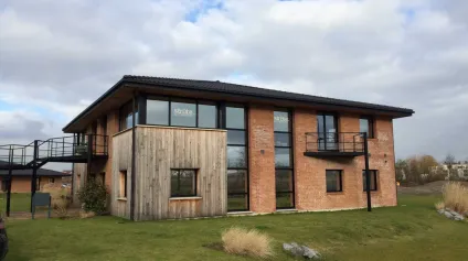 Superbe locaux en RDC avec entrée privative - Villeneuve d'ascq - - Offre immobilière - Arthur Loyd