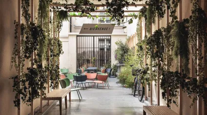 Immeuble de bureaux flexibles Paris 8 - Plateaux indépendants, coworking et services premium avec parking - Offre immobilière - Arthur Loyd