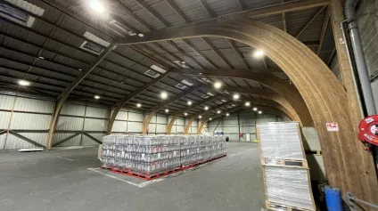 A LOUER - AXE SAINT ROMAIN LILLEBONNE - ENTREPÔT LOGISTIQUE 2304 m2 - Offre immobilière - Arthur Loyd