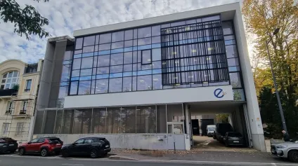 Bureaux à louer à Meudon au sein d'immeuble indépendant proche des transports - Offre immobilière - Arthur Loyd