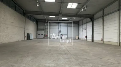 ENTREPOT A LOUER LIEUSAINT - Offre immobilière - Arthur Loyd