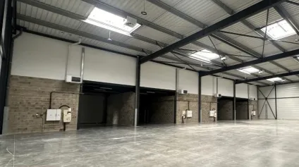 Local d'activité à louer à CHARTRES 28630 - Offre immobilière - Arthur Loyd