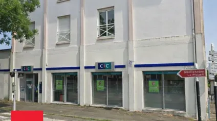 Local commercial à louer à LUISANT 28300 - Offre immobilière - Arthur Loyd