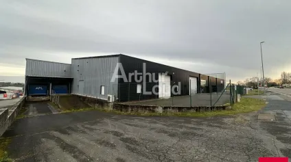 LAVAL - LOCAL D'ACTIVITE A VENDRE - Offre immobilière - Arthur Loyd