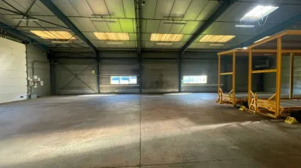 LOCAL D'ACTIVITE 900m² - A VENDRE - ESSART - Offre immobilière - Arthur Loyd