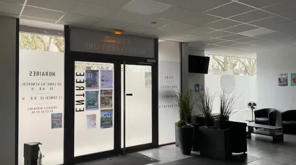 LOCAL PROFESSIONNEL DE 445 m2 A VENDRE à SoissonsIDEAL ACTIVITE MEDICALE - Offre immobilière - Arthur Loyd