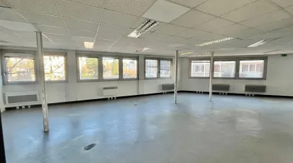 Bureaux à louer à ROUEN 76100 - Offre immobilière - Arthur Loyd