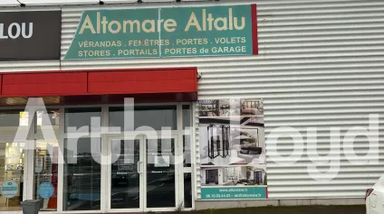 Local commercial à louer à Carvin - Emplacement stratégique en zone commerciale dynamique - Offre immobilière - Arthur Loyd