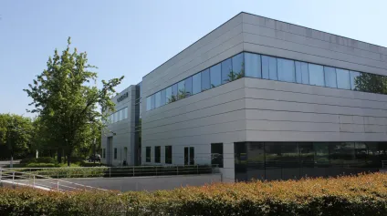 A louer, Locaux d'activité 1&nbsp;645 m² divisibles certifiés HQE - Paris Nord 2 - RER B - Offre immobilière - Arthur Loyd