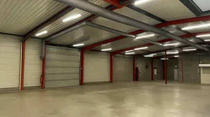 A louer local 305 m² environ en ZAC - secteur LUCON (85) - Offre immobilière - Arthur Loyd