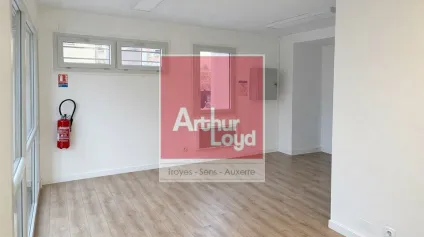 Bureaux / local commercial 75m² TROYES - Offre immobilière - Arthur Loyd