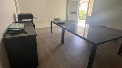 A vendre Locaux commerciaux à Ducos 300 m2 - Offre immobilière - Arthur Loyd