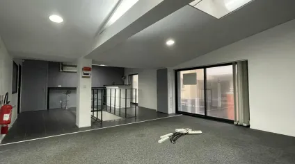 À LOUER - BUREAUX - LE HAVRE COTY - GARAGE - Offre immobilière - Arthur Loyd