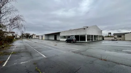 Ensemble immobilier commercial à Châteaubernard - Cognac - Offre immobilière - Arthur Loyd