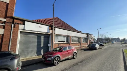 A LOUER - LOCAL D'ACTIVITE - Offre immobilière - Arthur Loyd