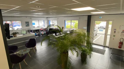 A LOUER : ENSEMBLE IMMOBILIER DE 590 M - EMPLACEMENT DYNAMIQUE CAUDAN - Offre immobilière - Arthur Loyd