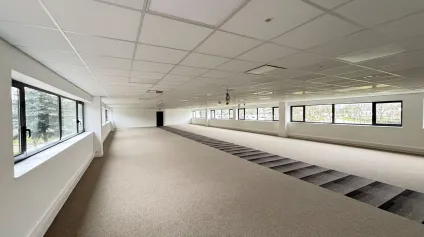 Bureaux à louer à Saint-Herblain avec ascenseur et parkings couverts - Offre immobilière - Arthur Loyd