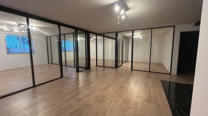 LOCAL D'ACTIVITÉ A VENDRE 700M2 SUR TERRAIN 1909M2 - SECTEUR NARBONNE - Offre immobilière - Arthur Loyd