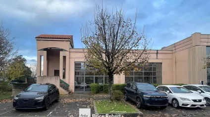 A louer ou à vendre - Bureaux lumineux - Bron - Offre immobilière - Arthur Loyd