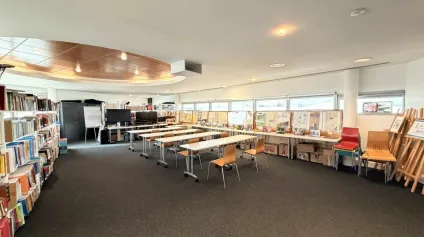 TECHNOPOLE DU FUTUROSCOPE - BUREAUX A LOUER 242m² - GRAND OPENSPACE AVEC TERRASSE PRIVATIVE - Offre immobilière - Arthur Loyd