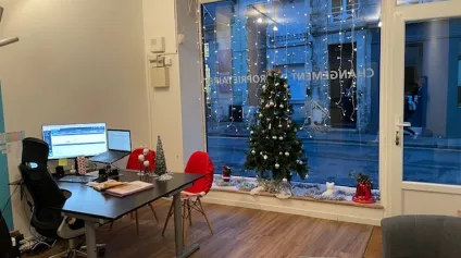 Emplacement n°1 bis - Local commercial lumineux en rez-de-chaussée, d'une surface de 35 m2 environ sur un axe passant, en plein coeur du centre-ville de Soissons. - Offre immobilière - Arthur Loyd