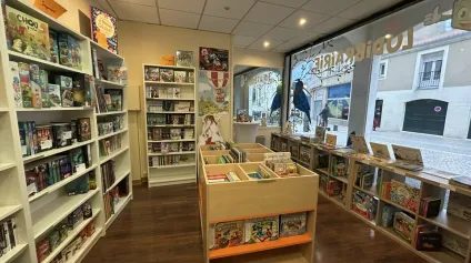 POITIERS HYPER CENTRE  LOCAL COMMERCIAL LOUÉ  OPPORTUNITÉ D'INVESTISSEMENT - Offre immobilière - Arthur Loyd