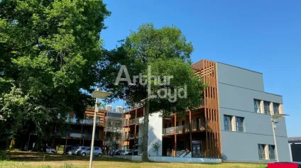 BEAUCOUZE bureaux de 186 m² environ situés au premier étage - Offre immobilière - Arthur Loyd