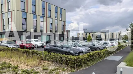 Local commercial neuf à louer à Englos visibilité et accès privilégiés - Offre immobilière - Arthur Loyd