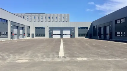 Local d'activités à LOUER sur CAP HORIZON à VITROLLES - Offre immobilière - Arthur Loyd