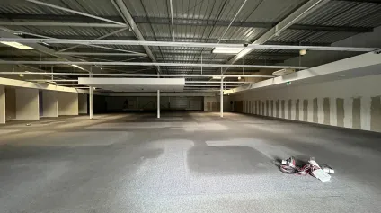 A LOUER - LOCAL COMMERCIAL 1142 M2 - ZONE COMMERCIALE SAINT-MAXIMIN (60) - Offre immobilière - Arthur Loyd