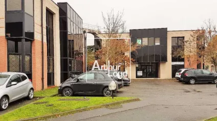 Bureaux à louer à Toulouse secteur Purpan dans ensemble sécurisé et lumineux - Offre immobilière - Arthur Loyd