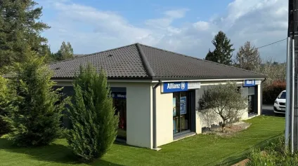 BUREAUX location à SARLAT-LA-CANÉDA 24200 - Offre immobilière - Arthur Loyd