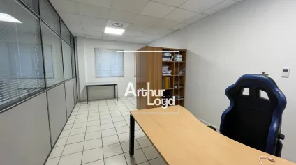 NIMES OUEST - LOCATION BUREAUX - PARKING - Offre immobilière - Arthur Loyd