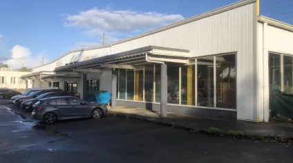 A LOUER LOCAUX ACTIVITES 1&nbsp;200 M² LOSCOAT BREST - Offre immobilière - Arthur Loyd