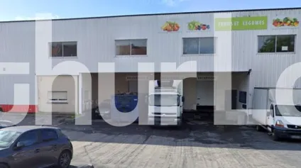 Local commercial à louer à Anzin surface 3500 m² mezzanine et parking - Offre immobilière - Arthur Loyd