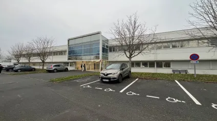 1&nbsp;498 m2 divisibles à partir de 58,30 m2 de bureaux à louer - SEMOY - Offre immobilière - Arthur Loyd