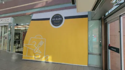 Local commercial à louer  Galerie commerciale à forte fréquentation  65 m²  Accessibilité et stationnement optimisés - Offre immobilière - Arthur Loyd