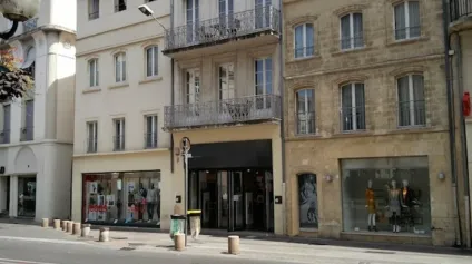 local commercial à louer AVIGNON CENTRE VILLE - Offre immobilière - Arthur Loyd