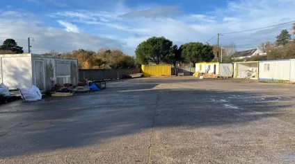 Terrain industriel à vendre à Saint-Nazaire 1934 m2 site clos et bétonné - Offre immobilière - Arthur Loyd