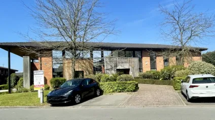 Bureaux prêts à l'emploi à louer - Synergie Park - Offre immobilière - Arthur Loyd