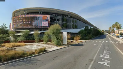 CESSION DE DROIT AU BAIL LOCAL COMMERCIAL 85 M² - CAP 3000 PROFESSIONS MEDICALES ET ESTHETIQUES - Offre immobilière - Arthur Loyd