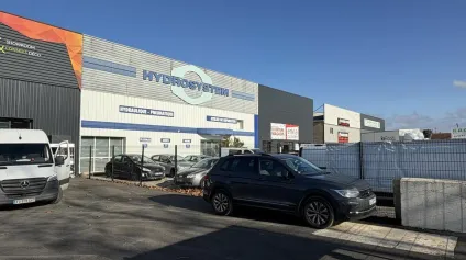 Locaux à Louer - Visibilité Commerciale - Romans sur Isère - Offre immobilière - Arthur Loyd