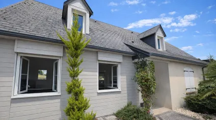 Bureaux à louer 110 m2 au sud d'Orléans visibilité nationale 20 - Offre immobilière - Arthur Loyd